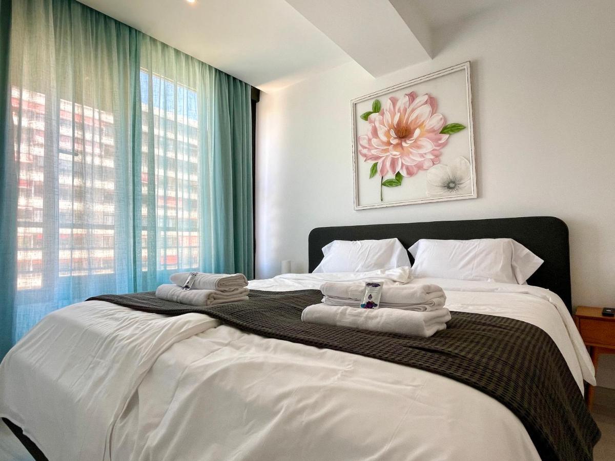 Modern Place City & Beachlife In Heart Of Torremolinos By Solrentspain Apartment Bagian luar foto